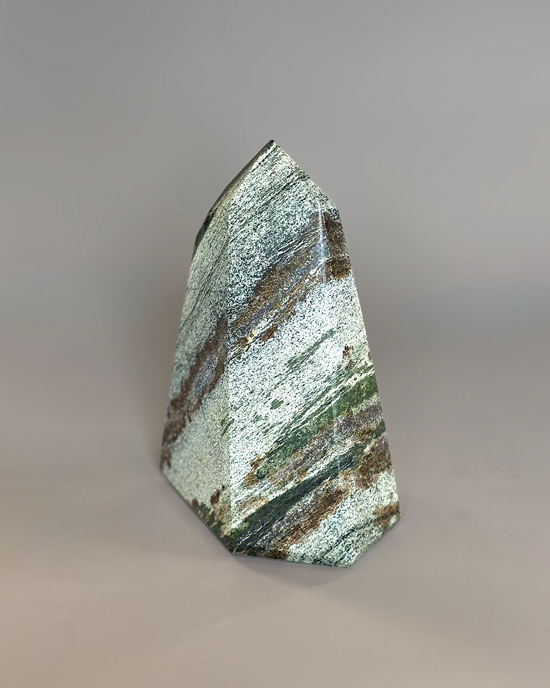 Silver Oak Quartz Generator