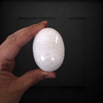 Scolecite Palm Stone