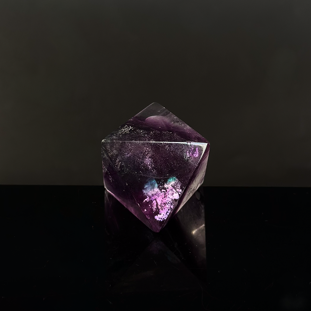 Fluorite Octahedron,Polished