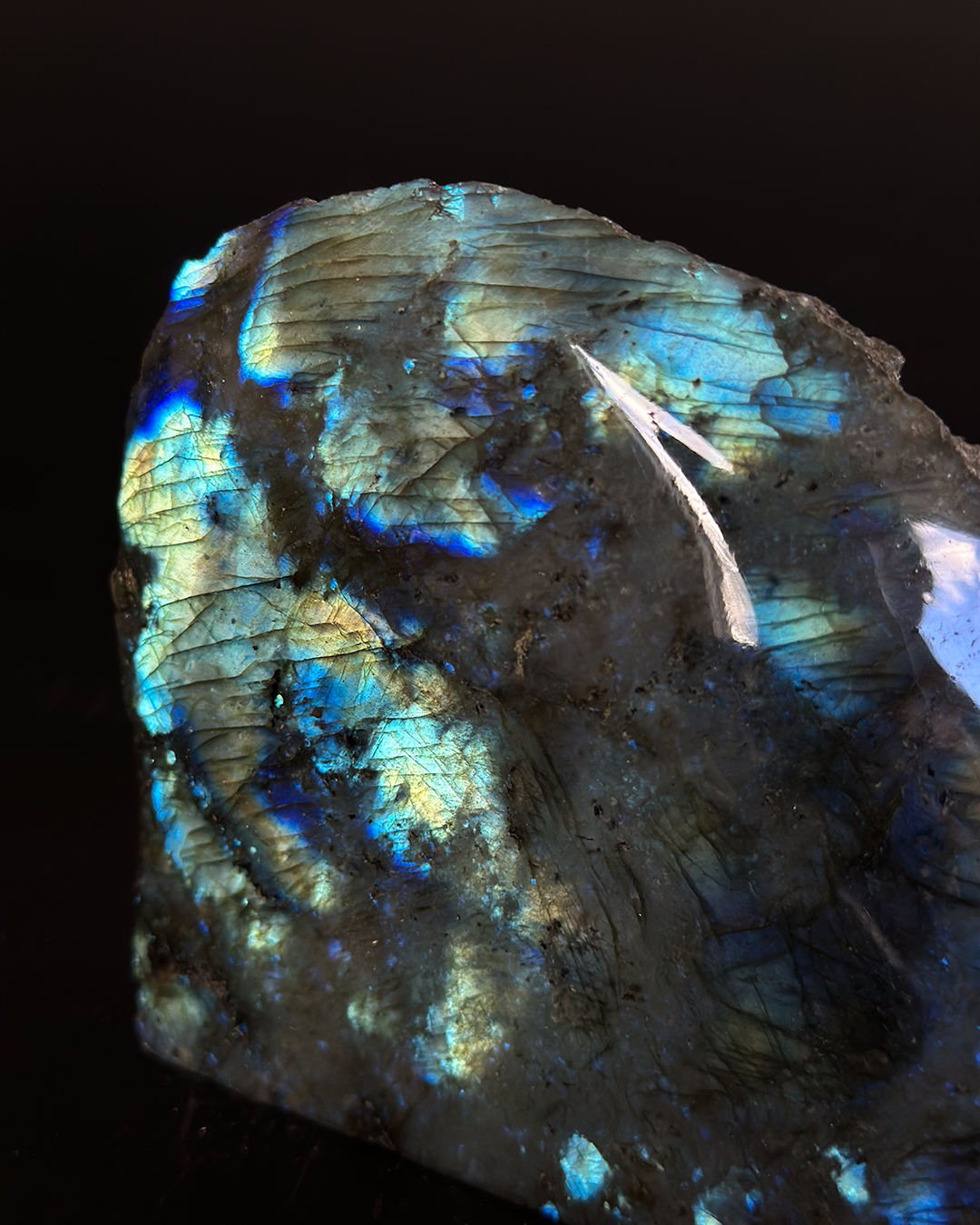 Labradorite  Flat Base (Slab)