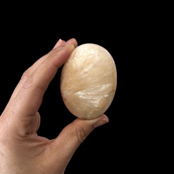 Stilbite Palm Stone